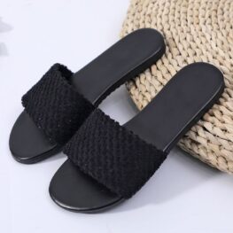 Girls Slippers/ Sandals (11+ y)